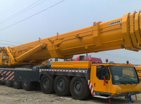 500噸青島吊車(chē)租賃展示